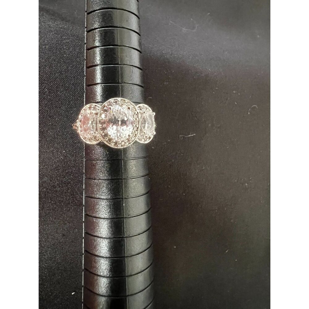 Tacori "Bloom with Love" 3-Stone Ring, Size 8 - Picture 8 of 9